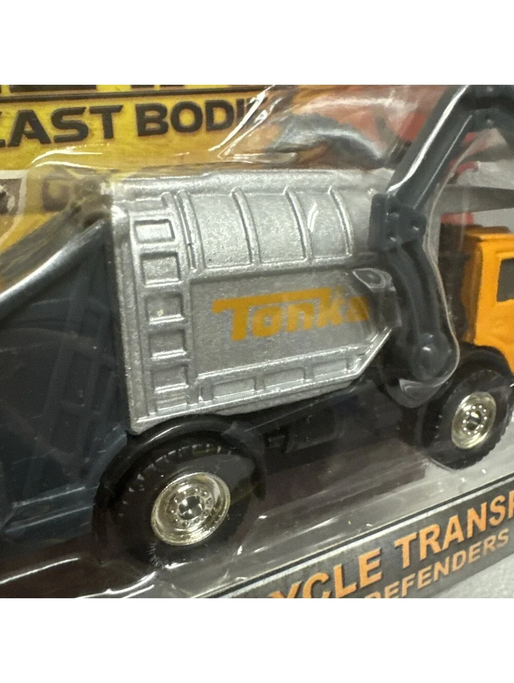 Tonka Metal Recycling Truck Transport City Defenders 1:64 Orange 2014 Diecast